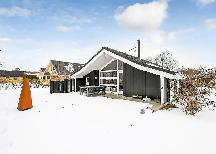Holiday home C11266-hemmet-egernvej-10 *